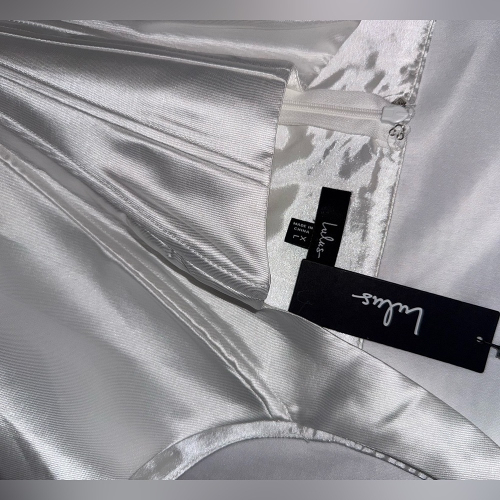 Lulu's NWT Elegant White Satin Bubbly Corset Mini Wedding/Blacktie Dress Size XL - Picture 12 of 16